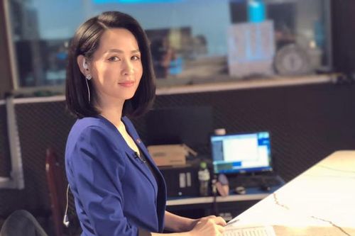 Nữ BTV gây 'rần rần' với màn phỏng vấn em bé trong ngày 30/4 là ai?