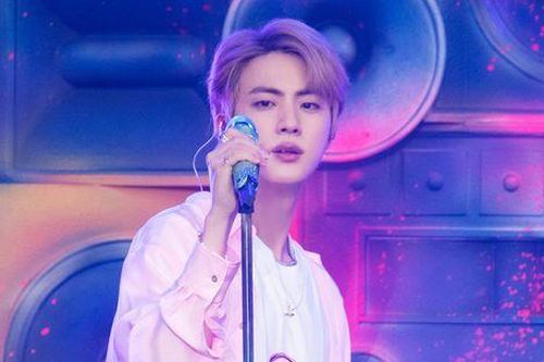 Con số chứng minh sự nổi tiếng của Jin khi tổ chức tour diễn solo