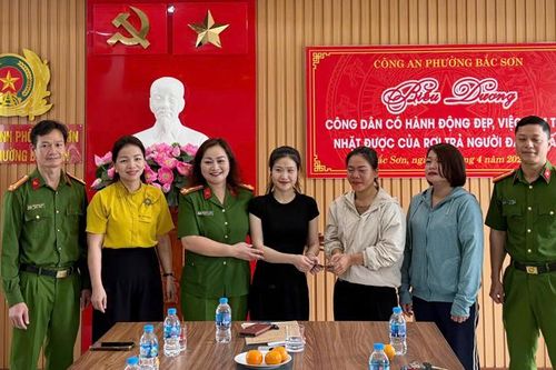 Biểu dương công dân có hành động đẹp nhặt được của rơi, trả lại người đánh mất