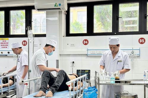 Các cơ sở y tế đảm bảo chăm sóc sức khỏe người dân trong dịp nghỉ lễ