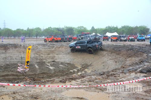 Khai mạc Giải đua xe địa hình Offroad Challenge Ninh Bình 2025