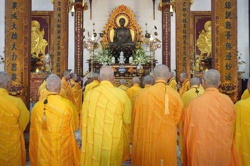 Lễ khai kinh Pháp hoa và khai mạc triển lãm Di sản Văn hóa Phật giáo Huế mở đầu Đại lễ Phật đản