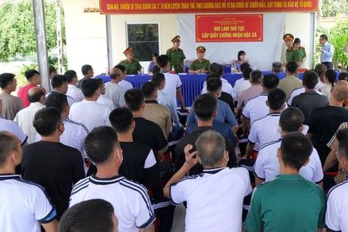 98 phạm nhân ở Cà Mau được nhận đặc xá của Chủ tịch nước