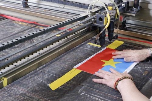 Làng cờ Từ Vân tích cực sản xuất phục vụ đại lễ