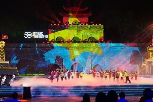 Câu chuyện hòa bình trong '50 năm đất nước trọn niềm vui'