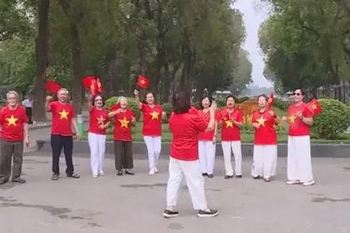 Công viên Thống Nhất thu hút người dân dịp lễ 30/4-1/5
