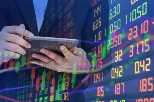 Xử phạt loạt công ty chứng khoán, quỹ đầu tư