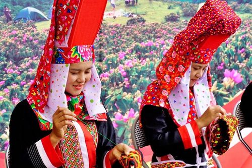 Rộn ràng Hội Kiêng gió của người Dao ở Bình Liêu