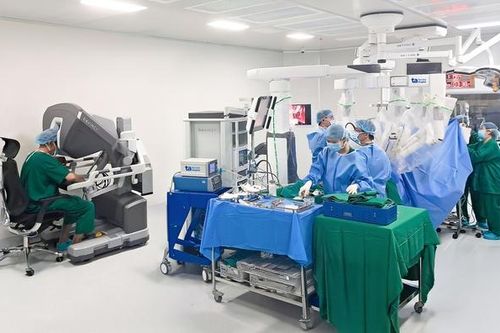 TPHCM có 'Siêu Robot' thế hệ mới hỗ trợ hơn 120 loại phẫu thuật phức tạp