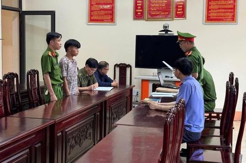 Khởi tố thanh niên lái xe máy tông chết người ở Hà Giang