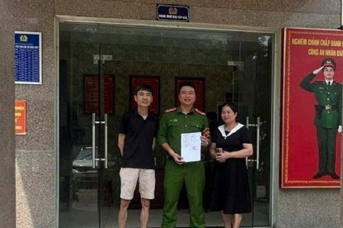 Người phụ nữ ở Hòa Bình nhận lại 36,5 triệu đồng sau 1 ngày chuyển khoản nhầm