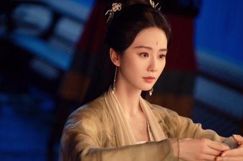 Hoài Thủy Trúc Đình: Hết chê diễn xuất, Lưu Thi Thi lại bị soi dáng đứng kỳ quặc