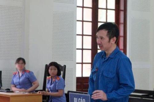 Cưỡng đoạt tài sản của người nghi léng phéng với bạn gái mình
