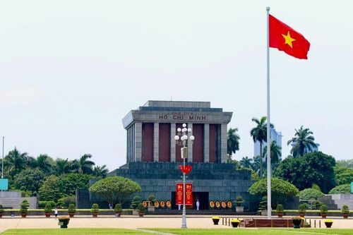 Thi hành Pháp lệnh bảo vệ Khu di tích Lăng Chủ tịch Hồ Chí Minh