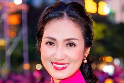 Nữ MC góp giọng trong thời khắc trọng đại của Lễ kỷ niệm 30/4