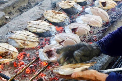 Sản vật Cửa Lò mùa biển gọi