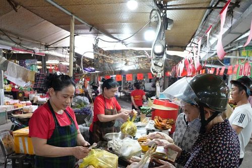 Thị trường bán lẻ Nghệ An sôi động kỳ nghỉ lễ