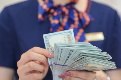 Giá USD trong nước tăng tác động gì đến các doanh nghiệp xuất nhập khẩu?