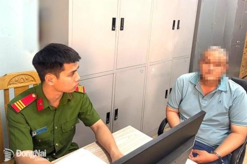 Một người ở Long Thành đến cơ quan công an đầu thú sau khi lấy trộm 200 triệu đồng
