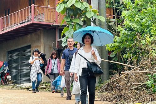 Sức hấp dẫn từ du lịch bản làng