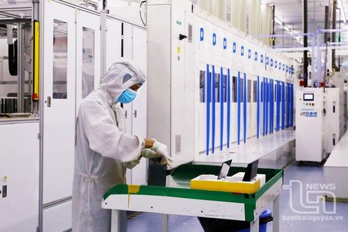 Kịch bản nào cho mục tiêu tăng trưởng 2 con số?