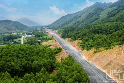 Giao thông bứt tốc