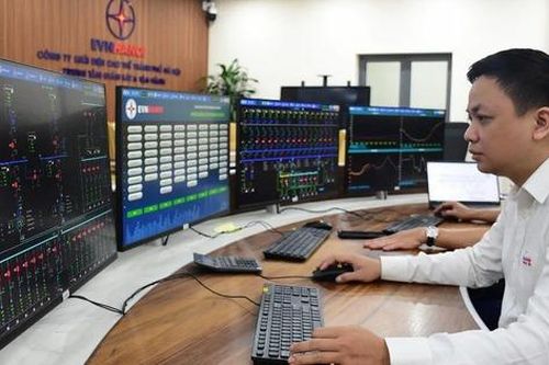 Phương án 'nóng' cấp điện mùa khô