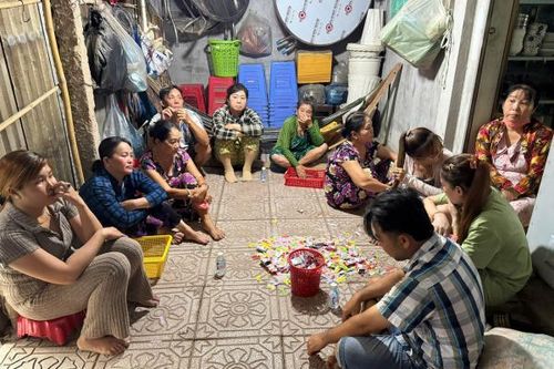 Cảnh sát hình sự phát hiện một căn nhà chứa 2 sới bạc