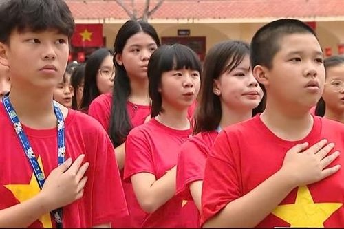 Hải Phòng rực rỡ cờ hoa hướng tới kỷ niệm 70 năm ngày giải phóng
