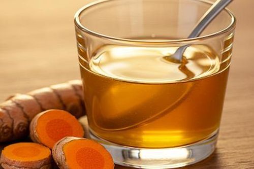 Dùng nghệ và mật ong cùng nhau có tăng lợi ích không?