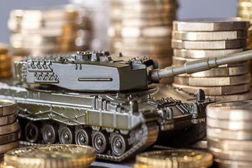 Tổng thống Trump đề xuất tăng kỷ lục chi tiêu quốc phòng