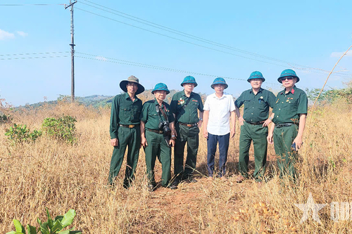 Bữa sáng khó quên trên trận địa