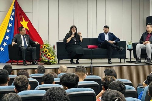 Trang trọng Lễ kỷ niệm 50 năm Ngày Giải phóng miền Nam, thống nhất đất nước tại Venezuela