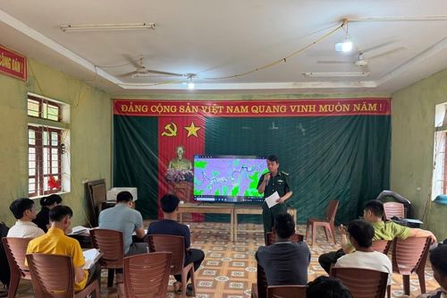 Phối hợp chặt chẽ bảo vệ tài nguyên rừng ở khu vực biên giới