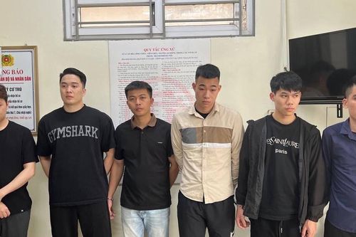Công an Thành phố Hà Nội tìm bị hại của vụ án thuốc nam Kháu Vài Lèng, Đại Tràng HG giả