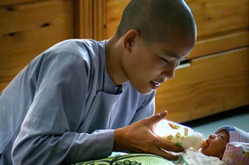 Xúc động thưởng lãm ảnh về Phật giáo