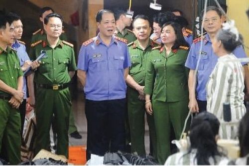 Mở cánh cửa hoàn lương cho những người lầm lỗi