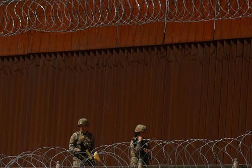 Mỹ lập khu vực quân sự mới dọc biên giới với Mexico