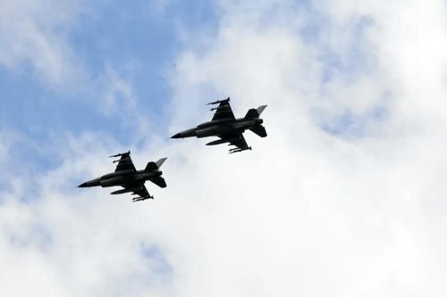 Mỹ phê duyệt gói huấn luyện và hỗ trợ F-16 trị giá 310,5 triệu USD cho Ukraine