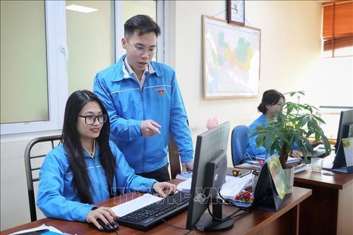 Thanh niên xung kích ứng dụng công nghệ số trong xây dựng nông thôn mới