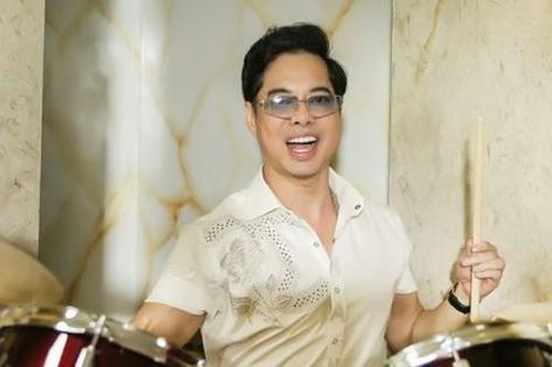 Nam nghệ sĩ tự nhận mình 'nghèo nhất showbiz Việt', sở hữu biệt thự 'kỳ lạ' hàng trăm tỷ