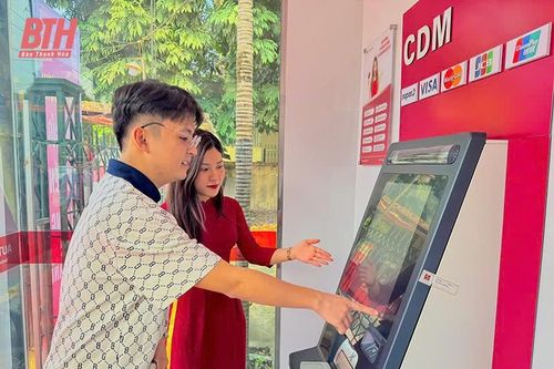 Xây dựng ngân hàng số phục vụ khách hàng