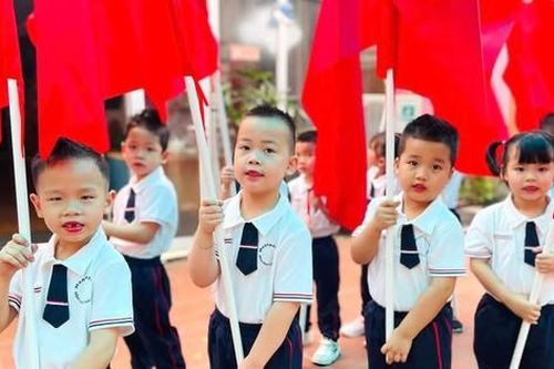 Đường dây nóng hỗ trợ phụ huynh Hà Nội trong tuyển sinh đầu cấp