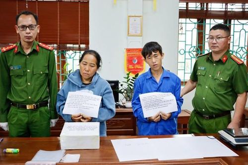 Bắt 'bà trùm' huy động cả người thân, họ hàng lập đường dây mua bán 8 bánh heroin