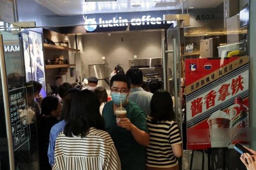 Gần 67.000 quán cà phê 'mọc lên' ở Trung Quốc