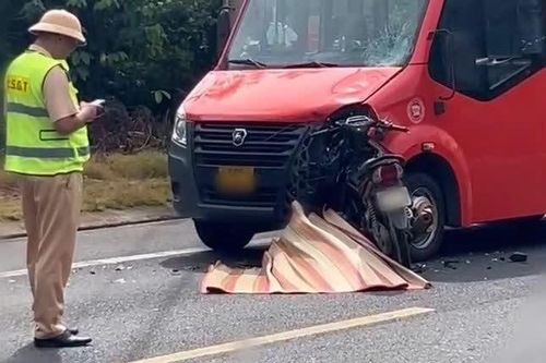 Lâm Đồng: va chạm mạnh với xe buýt, một người tử vong