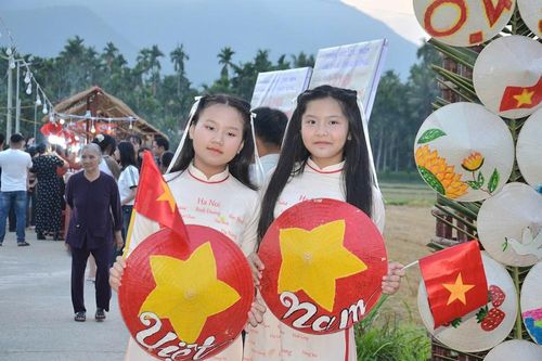 Quảng Ngãi đón khoảng 231 nghìn lượt khách trong dịp lễ