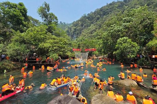Quảng Bình đón 369 nghìn lượt du khách trong dịp lễ 30.4