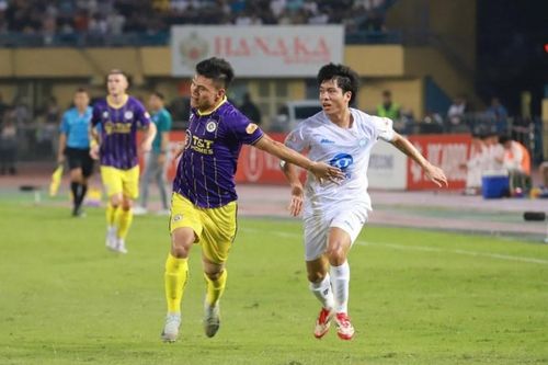 CLB Hà Nội thua 'đau' trước CLB Nam Định
