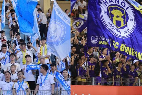 SVĐ Hàng Đẫy chật kín khản giả, trở thành 'chảo lửa' trong trận Hà Nội FC vs Nam Định